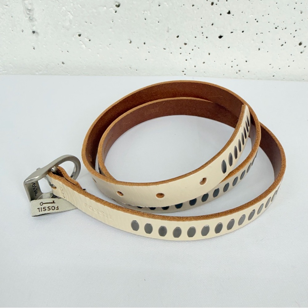 Fossil Women’s Size Medium Cream Thin Studded Leather Belt